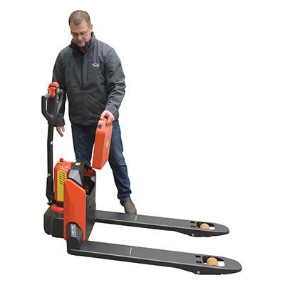 Vestil PALLET TRUCK 27X45 3300#